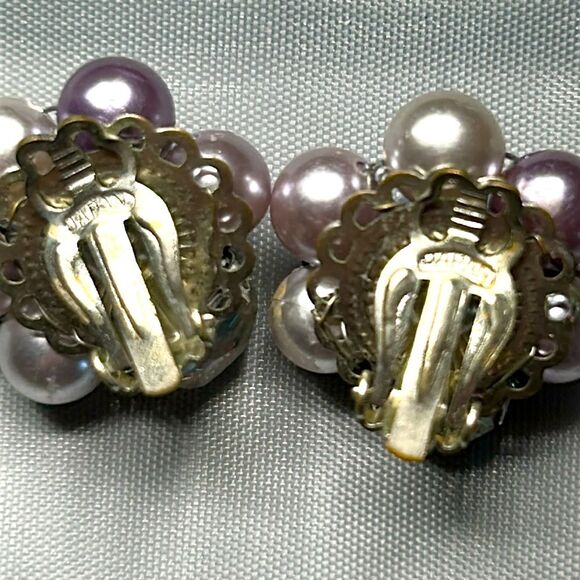 Signed Japan Pearl Cluster Earrings - Picture 5 of 13